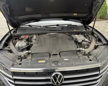 Черный Фольксваген Туарег, объемом двигателя 2.97 л и пробегом 126 тыс. км за 52000 $, фото 5 на Automoto.ua