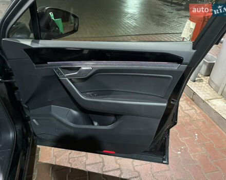 Черный Фольксваген Туарег, объемом двигателя 2.97 л и пробегом 134 тыс. км за 46000 $, фото 20 на Automoto.ua