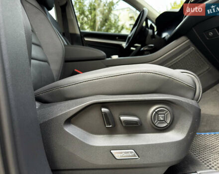 Чорний Фольксваген Туарег, об'ємом двигуна 2.97 л та пробігом 108 тис. км за 57800 $, фото 22 на Automoto.ua