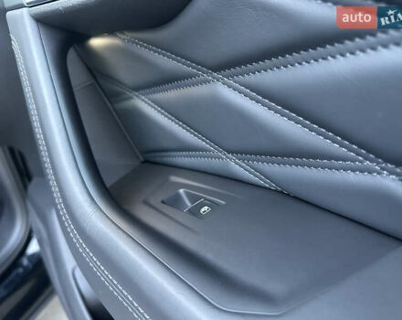 Черный Фольксваген Туарег, объемом двигателя 2.97 л и пробегом 161 тыс. км за 52500 $, фото 67 на Automoto.ua