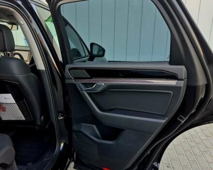 Черный Фольксваген Туарег, объемом двигателя 2.97 л и пробегом 214 тыс. км за 41900 $, фото 14 на Automoto.ua