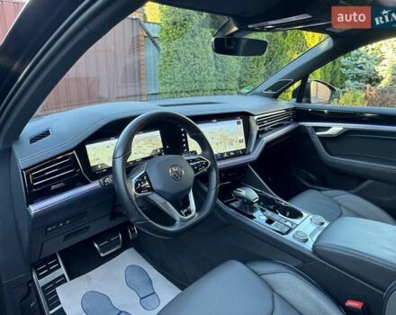 Чорний Фольксваген Туарег, об'ємом двигуна 2.97 л та пробігом 105 тис. км за 61500 $, фото 24 на Automoto.ua