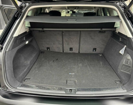 Черный Фольксваген Туарег, объемом двигателя 2.97 л и пробегом 186 тыс. км за 53000 $, фото 23 на Automoto.ua