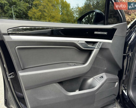 Чорний Фольксваген Туарег, об'ємом двигуна 2.97 л та пробігом 108 тис. км за 57800 $, фото 31 на Automoto.ua