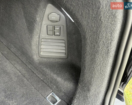 Черный Фольксваген Туарег, объемом двигателя 2.97 л и пробегом 133 тыс. км за 46900 $, фото 28 на Automoto.ua