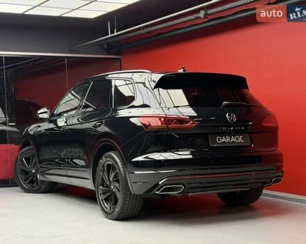 Чорний Фольксваген Туарег, об'ємом двигуна 3 л та пробігом 154 тис. км за 56900 $, фото 21 на Automoto.ua