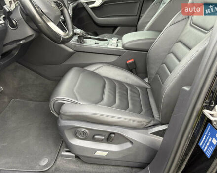 Черный Фольксваген Туарег, объемом двигателя 2.97 л и пробегом 133 тыс. км за 46900 $, фото 21 на Automoto.ua