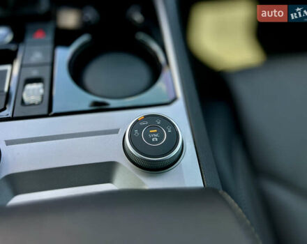 Черный Фольксваген Туарег, объемом двигателя 3 л и пробегом 171 тыс. км за 51999 $, фото 47 на Automoto.ua