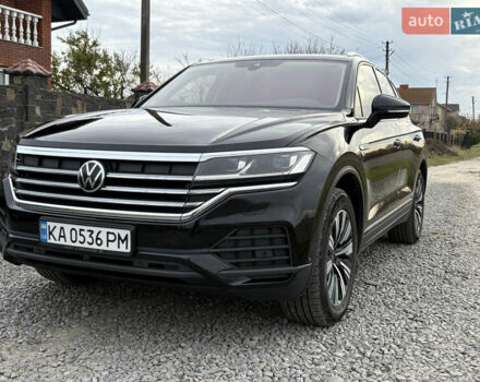 Черный Фольксваген Туарег, объемом двигателя 2.97 л и пробегом 133 тыс. км за 46900 $, фото 5 на Automoto.ua
