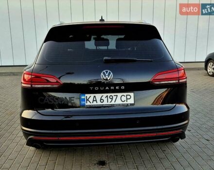 Черный Фольксваген Туарег, объемом двигателя 2.97 л и пробегом 214 тыс. км за 41900 $, фото 3 на Automoto.ua