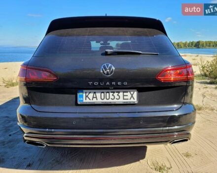 Чорний Фольксваген Туарег, об'ємом двигуна 3 л та пробігом 120 тис. км за 59900 $, фото 6 на Automoto.ua