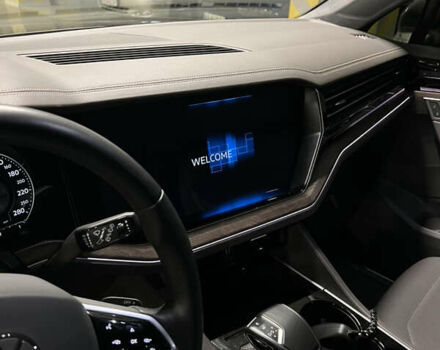 Черный Фольксваген Туарег, объемом двигателя 3 л и пробегом 75 тыс. км за 66500 $, фото 10 на Automoto.ua