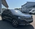 Черный Фольксваген Туарег, объемом двигателя 2.97 л и пробегом 2 тыс. км за 73000 $, фото 1 на Automoto.ua