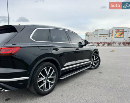 Черный Фольксваген Туарег, объемом двигателя 2.97 л и пробегом 39 тыс. км за 62500 $, фото 12 на Automoto.ua