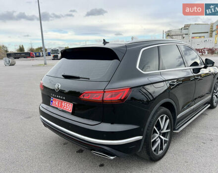 Черный Фольксваген Туарег, объемом двигателя 2.97 л и пробегом 39 тыс. км за 62500 $, фото 6 на Automoto.ua