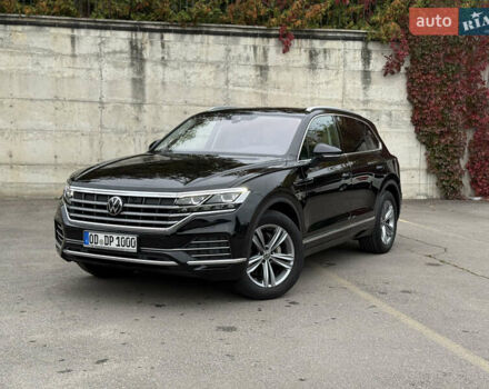 Черный Фольксваген Туарег, объемом двигателя 3 л и пробегом 105 тыс. км за 59500 $, фото 13 на Automoto.ua
