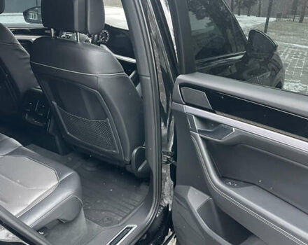 Черный Фольксваген Туарег, объемом двигателя 3 л и пробегом 70 тыс. км за 60000 $, фото 35 на Automoto.ua