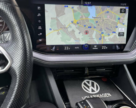 Черный Фольксваген Туарег, объемом двигателя 2.99 л и пробегом 80 тыс. км за 63000 $, фото 6 на Automoto.ua