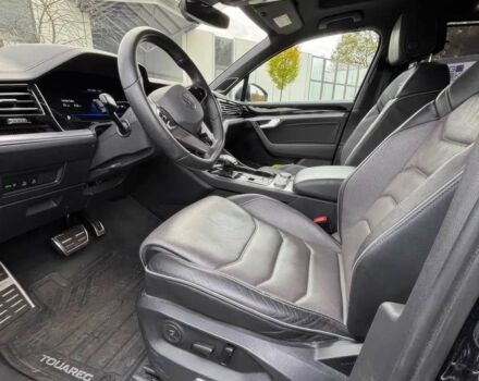 Черный Фольксваген Туарег, объемом двигателя 3 л и пробегом 15 тыс. км за 38900 $, фото 7 на Automoto.ua