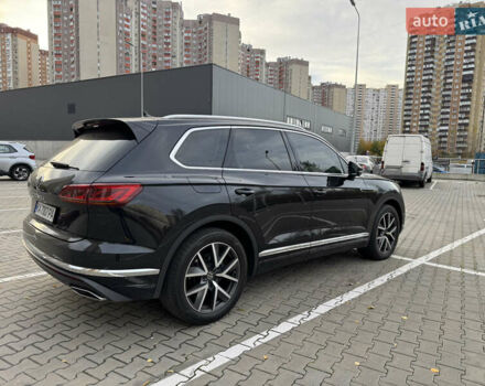 Черный Фольксваген Туарег, объемом двигателя 2.97 л и пробегом 88 тыс. км за 58000 $, фото 5 на Automoto.ua