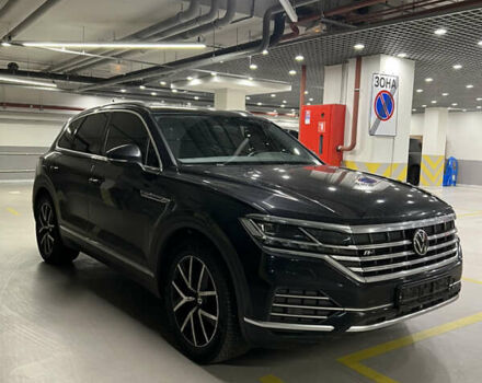 Черный Фольксваген Туарег, объемом двигателя 3 л и пробегом 75 тыс. км за 66500 $, фото 5 на Automoto.ua