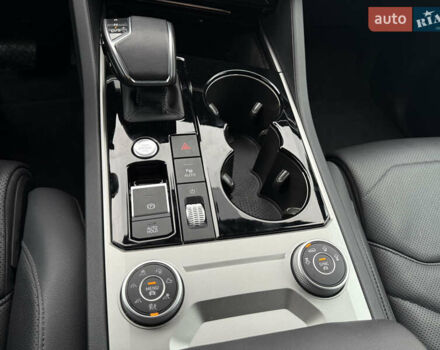 Чорний Фольксваген Туарег, об'ємом двигуна 3 л та пробігом 137 тис. км за 58000 $, фото 33 на Automoto.ua