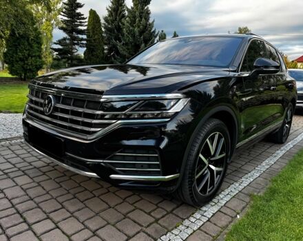 Черный Фольксваген Туарег, объемом двигателя 3 л и пробегом 21 тыс. км за 30000 $, фото 2 на Automoto.ua