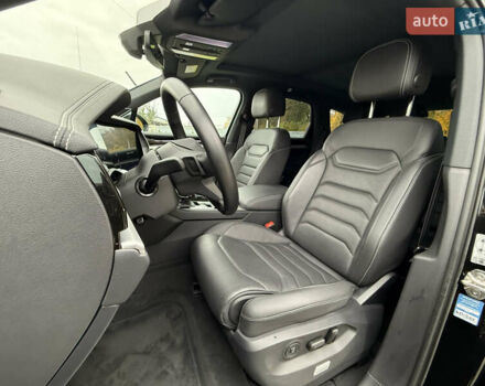 Чорний Фольксваген Туарег, об'ємом двигуна 3 л та пробігом 137 тис. км за 58000 $, фото 38 на Automoto.ua