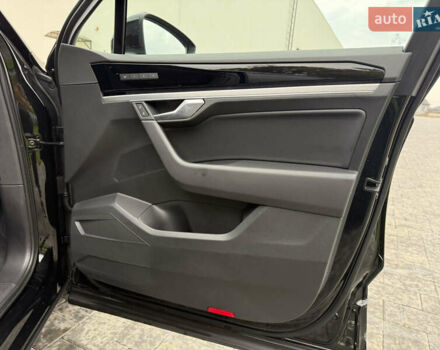 Чорний Фольксваген Туарег, об'ємом двигуна 3 л та пробігом 137 тис. км за 58000 $, фото 42 на Automoto.ua