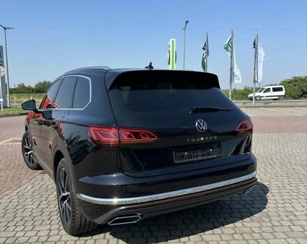 Черный Фольксваген Туарег, объемом двигателя 2.97 л и пробегом 2 тыс. км за 73000 $, фото 11 на Automoto.ua