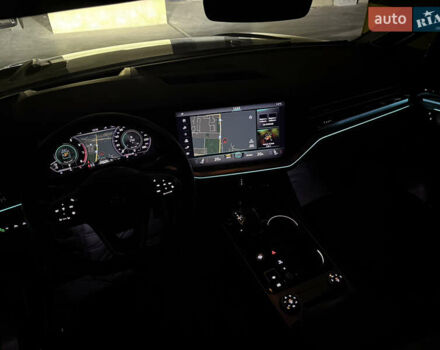Чорний Фольксваген Туарег, об'ємом двигуна 3 л та пробігом 143 тис. км за 57900 $, фото 45 на Automoto.ua