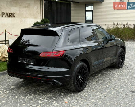 Чорний Фольксваген Туарег, об'ємом двигуна 3 л та пробігом 143 тис. км за 57900 $, фото 31 на Automoto.ua