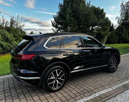 Черный Фольксваген Туарег, объемом двигателя 3 л и пробегом 21 тыс. км за 30000 $, фото 4 на Automoto.ua