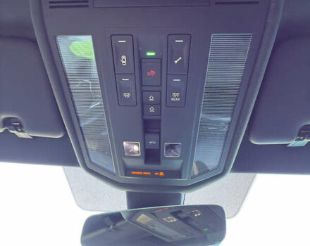 Черный Фольксваген Туарег, объемом двигателя 3 л и пробегом 80 тыс. км за 64900 $, фото 57 на Automoto.ua