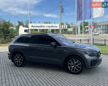 Черный Фольксваген Туарег, объемом двигателя 3 л и пробегом 70 тыс. км за 62900 $, фото 50 на Automoto.ua