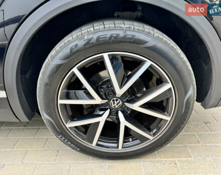 Черный Фольксваген Туарег, объемом двигателя 3 л и пробегом 115 тыс. км за 67000 $, фото 14 на Automoto.ua