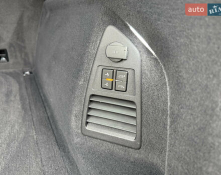 Черный Фольксваген Туарег, объемом двигателя 3 л и пробегом 105 тыс. км за 59500 $, фото 61 на Automoto.ua