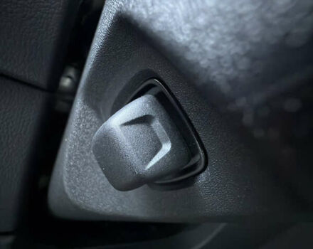 Черный Фольксваген Туарег, объемом двигателя 3 л и пробегом 80 тыс. км за 64900 $, фото 52 на Automoto.ua