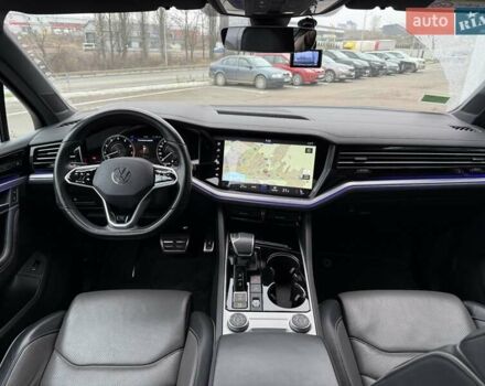 Чорний Фольксваген Туарег, об'ємом двигуна 2.99 л та пробігом 80 тис. км за 59900 $, фото 21 на Automoto.ua