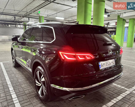 Черный Фольксваген Туарег, объемом двигателя 2.99 л и пробегом 9 тыс. км за 64000 $, фото 12 на Automoto.ua