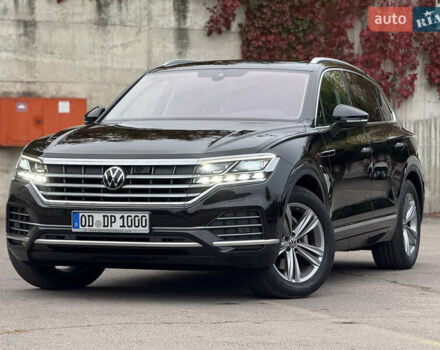 Черный Фольксваген Туарег, объемом двигателя 3 л и пробегом 105 тыс. км за 59500 $, фото 105 на Automoto.ua