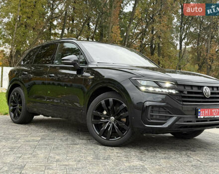 Чорний Фольксваген Туарег, об'ємом двигуна 3 л та пробігом 137 тис. км за 58000 $, фото 1 на Automoto.ua