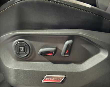 Черный Фольксваген Туарег, объемом двигателя 2.99 л и пробегом 9 тыс. км за 64000 $, фото 48 на Automoto.ua