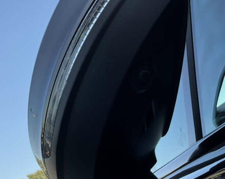 Черный Фольксваген Туарег, объемом двигателя 3 л и пробегом 80 тыс. км за 64900 $, фото 62 на Automoto.ua