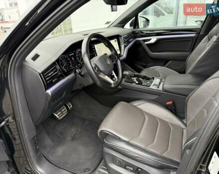 Чорний Фольксваген Туарег, об'ємом двигуна 2.99 л та пробігом 80 тис. км за 59900 $, фото 14 на Automoto.ua