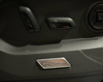 Черный Фольксваген Туарег, объемом двигателя 3 л и пробегом 75 тыс. км за 66500 $, фото 14 на Automoto.ua