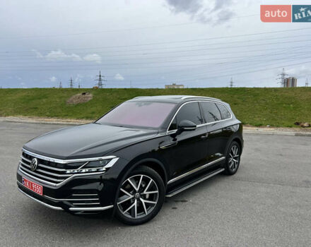 Черный Фольксваген Туарег, объемом двигателя 2.97 л и пробегом 39 тыс. км за 62500 $, фото 9 на Automoto.ua