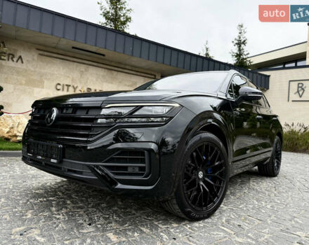 Чорний Фольксваген Туарег, об'ємом двигуна 3 л та пробігом 143 тис. км за 57900 $, фото 7 на Automoto.ua