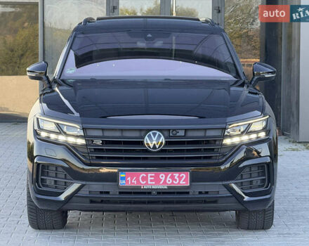 Черный Фольксваген Туарег, объемом двигателя 3 л и пробегом 80 тыс. км за 64900 $, фото 6 на Automoto.ua