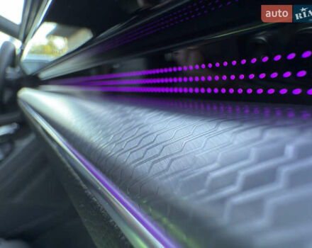 Черный Фольксваген Туарег, объемом двигателя 3 л и пробегом 80 тыс. км за 64900 $, фото 53 на Automoto.ua